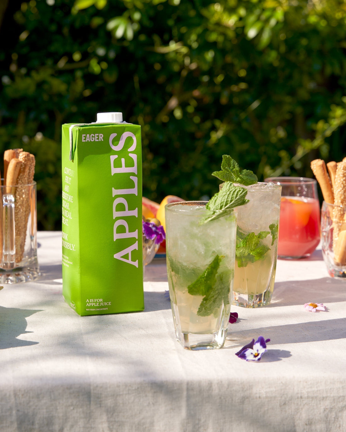 How to host the perfect summer picnic